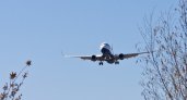Рейс Москва-Сыктывкар экстренно вернулся в аэропорт: у самолета отказали шасси