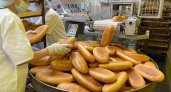 Фоторепортаж: как в Сыктывкаре готовят хлеб и что ждет местный завод в будущем