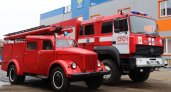 В Сыктывкаре восстановили старинную пожарную машину советских времен