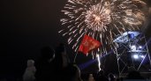 Огненное шоу под "металл" и праздничный салют: как завершился День Победы в Сыктывкаре