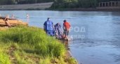В Сыктывкаре врачи "скорой" вытащили на берег Сысолы мужчину