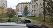 В Сыктывкаре автомобиль врезался в жилой дом