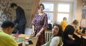 Учат ходить в магазин и готовить: как в Сыктывкаре помогают людям с особенностями