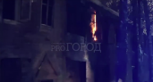 В Сыктывкаре повторно загорелся деревянный дом