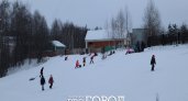 Опасные ватрушки: почему сыктывкарцы продолжают катать детей на стихийных горках