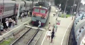 Отец с двухлетним ребенком из Коми попали под поезд в Липецкой области