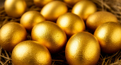 Ярче, чем от луковой шелухи: этот овощ красит скорлупки в золото — пасхальные яйца сияют краше драгоценных камней