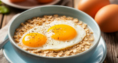 Всего 1 стакан овсянки и 2 яйца — вкусный и полезный завтрак готов: домочадцы слопали за секунду