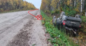 В Коми иномарка съехал в кювет и перевернулась на крышу 