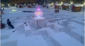 В одном из городов Коми вандалы повредили строящийся снежный лабиринт