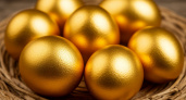 Ярче, чем от луковой шелухи: этот овощ окрасит яйца в золотой — пасхальные яйца станут краше драгоценных камней