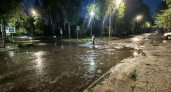 В Сыктывкаре коммунальные службы устраняют последствия грозы