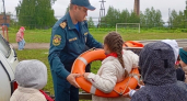 В Коми спасатели МЧС обучили детей из летнего лагеря правилам безопасности