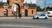 18-летний питбайкер попался сотрудникам ГАИ прямо в потоке машин в Сыктывкаре