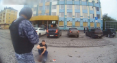 В Коми 19-летний юноша устроил дебош в здании муниципальной бухгалтерии и сломал себе ногу 