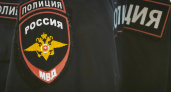 Жительница Коми повредила ножом все четыре колеса автомобиля знакомого из-за давней обиды