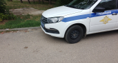 Пьяный житель Коми протащил инспектора ГИБДД на двери автомобиля 