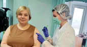 Глава Минздрава Коми Ирина Кондратьева сделала прививку от гриппа и призвала жителей последовать её примеру