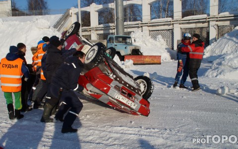 Финал «СуперШипа» в Сыктывкаре: одна из машин кувыркнулась во время заезда (фото, видео)