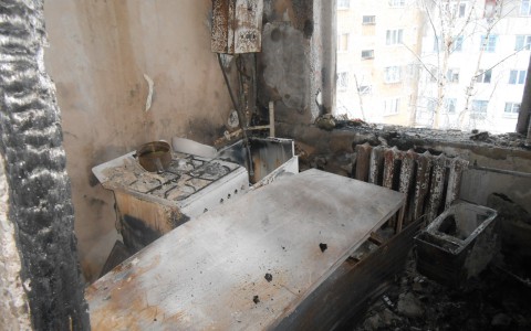 В Коми пожарные спасли мужчину