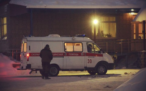 В больнице Коми скончался мужчина от ножевого ранения