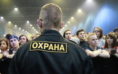 «Народный контроль»: сыктывкарцы жалуются на молодых охранников и на «запросы» уборщиц