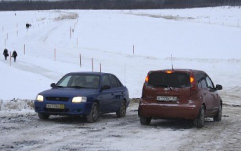 В Сыктывкаре закрывается движение по автомобильной переправе в поселок Трехозерка