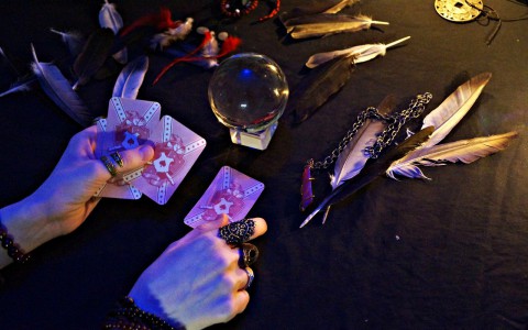 Гороскоп на 3 апреля: будьте готовы к ошибкам