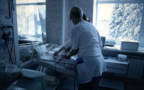 «Народный контроль»: почему в диспансере Сыктывкара дети должны нюхать краску от ремонта?