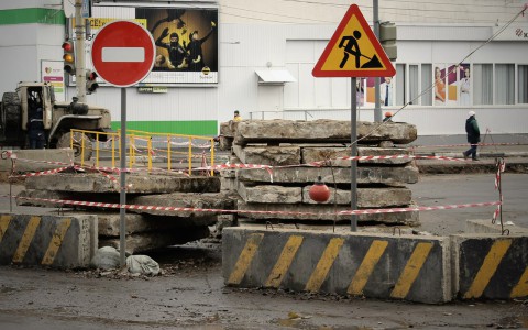 На ремонт дорог в Коми в этом году будет выделено около трех миллиардов рублей