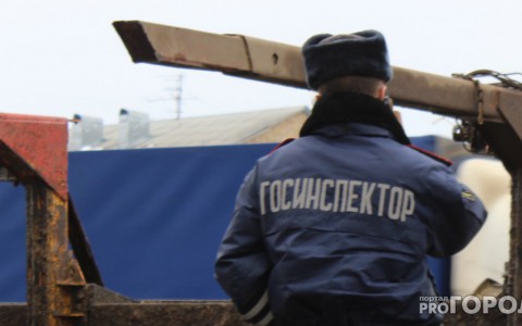 В Коми наказали мужчину, который перекрыл выезд с парковки участковому