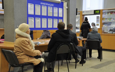 «Народный контроль»: чтобы купить конверт в Сыктывкаре, нужно стоять в очереди 25 минут?