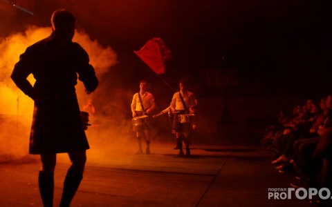 Сыктывкарские барабанщики Beat Boys сидели у костра и «воевали» в килтах  (фото, видео)