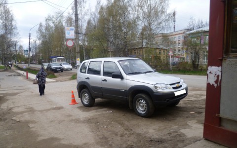 В Выльгорте внедорожник сбил женщину