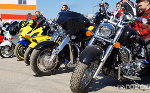 Открытие байкерского сезона в Сыктывкаре: бородатые мужчины, философия жизни и немного драйва (фото, видео)