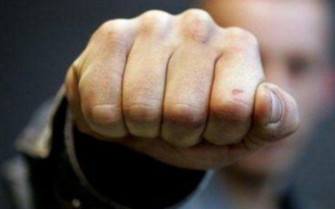 В Коми мужчина до смерти избил своего собутыльника
