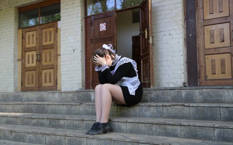 На улицах Сыктывкара ночью задержали трех пьяных девятиклассниц