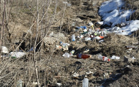 «Народный контроль»: почему в Максаковке вторую неделю не вывозят мусор?