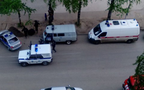 В Сыктывкаре нашли гранату около жилого дома (фото)