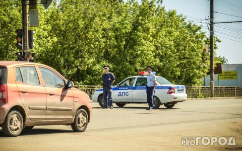 Сыктывкарских лихачей будут лишать прав за троекратное нарушение ПДД (видео)
