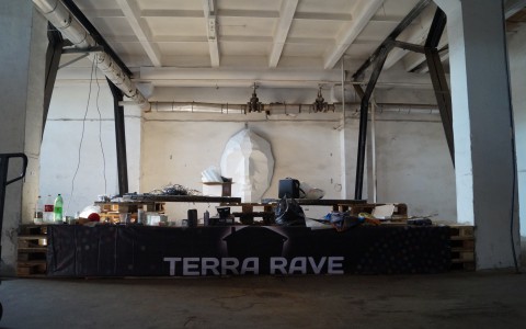Фоторепортаж: Как в Сыктывкаре готовятся к вечеринке «Terra Rave» (фото, видео)