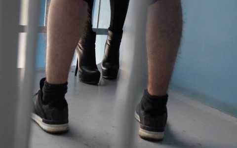 В Коми осудили двух мужчин, которые изнасиловали 17-летнюю девушку