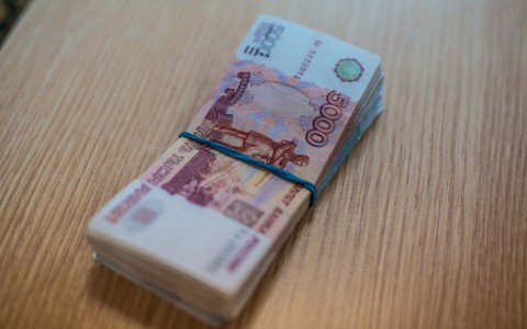 «Народный контроль»: работал при строительстве бассейна в Орбите. Почему до сих пор не выплатили зарплату?
