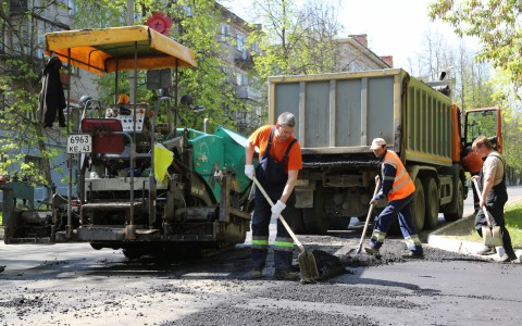 Дороги в центре Сыктывкара отремонтируют в первую очередь