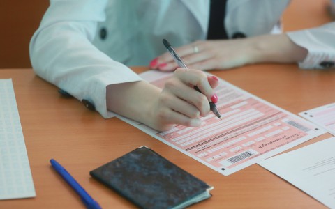 Школьник из Сыктывкара единственный в Коми сдал ЕГЭ по математике на 100 баллов