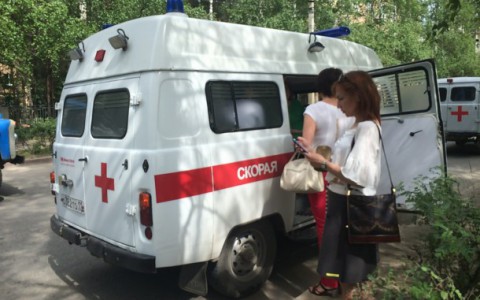В Коми на митинге люди падали в обморок