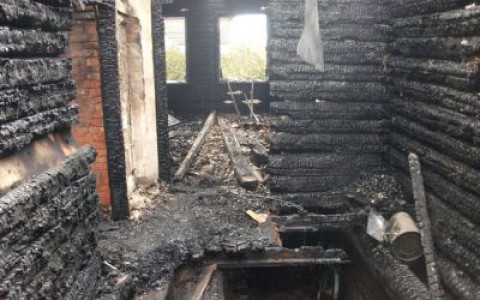 Житель Коми спас из горящей квартиры пожилую вологжанку