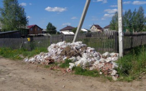 В Сыктывкаре начали ликвидировать несанкционированные свалки (фото)