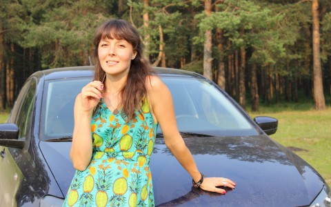 Авто и девушки в Сыктывкаре: Volkswagen Polo и Мария Лютоева, 30 лет