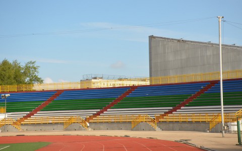 В Сыктывкаре завершается ремонт Республиканского стадиона (фото)